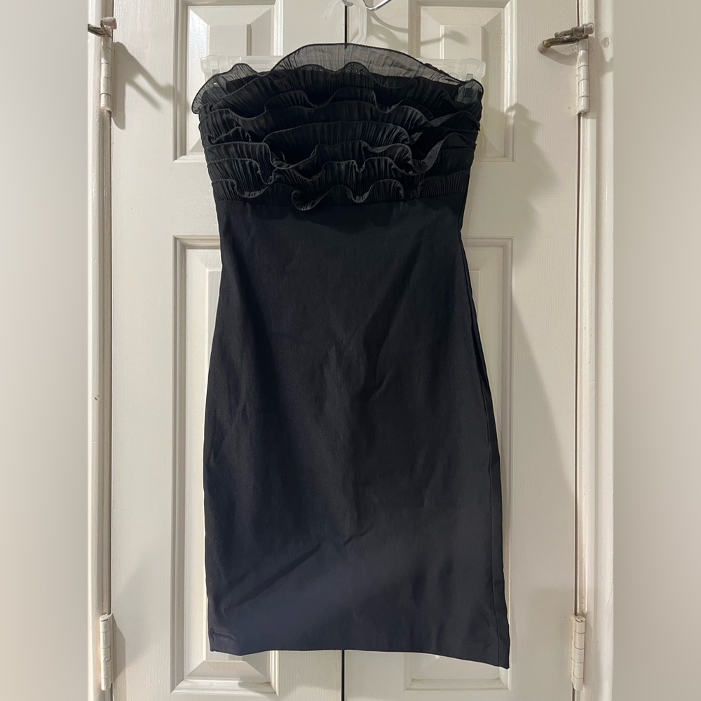 Black strapless party dress